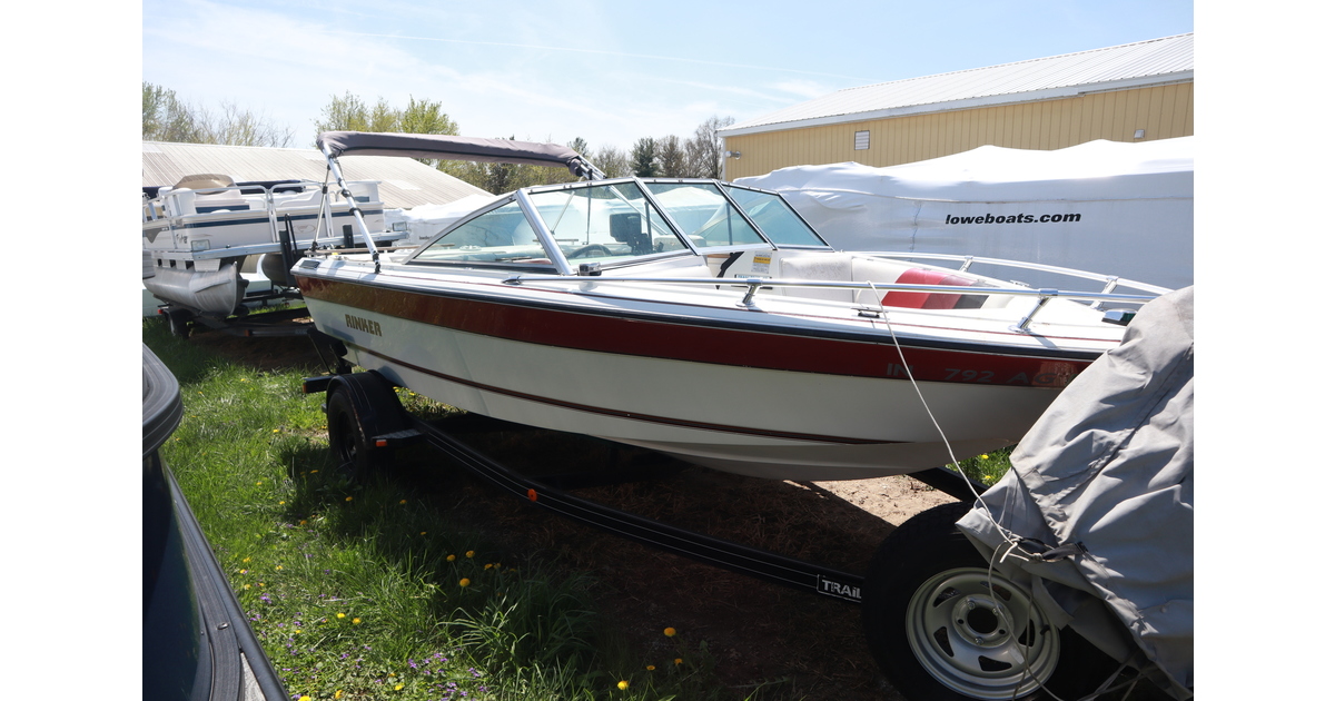 Boat Matrix | 1989 Rinker V 180